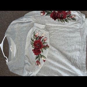 PLEIONE sweatshirt with arm detail!